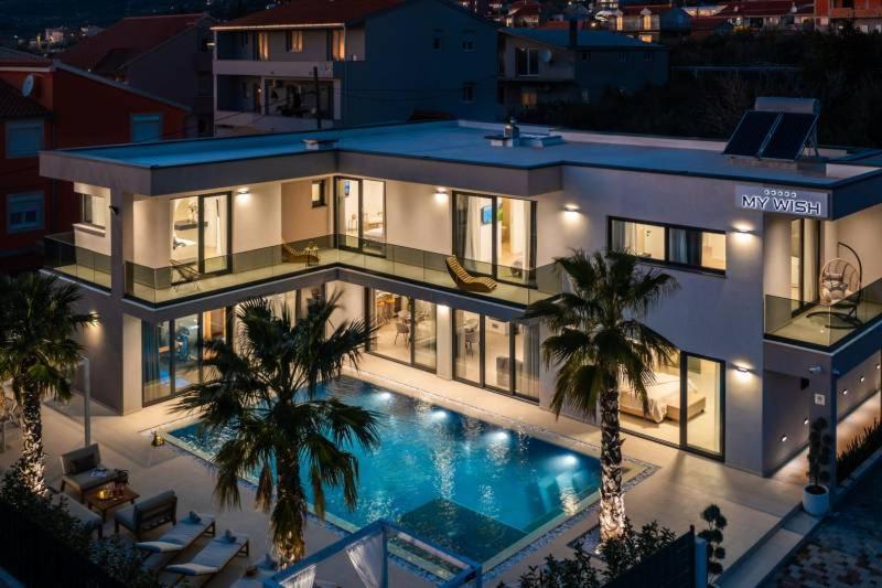 Luxury Villa My Wish With Pool Kastel Stari Exterior photo
